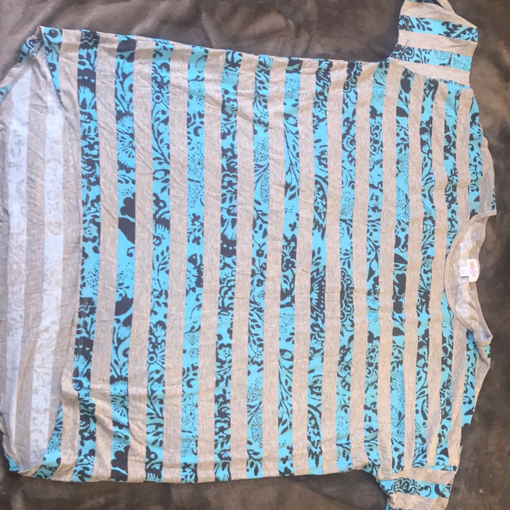 LuLaRoe shirt